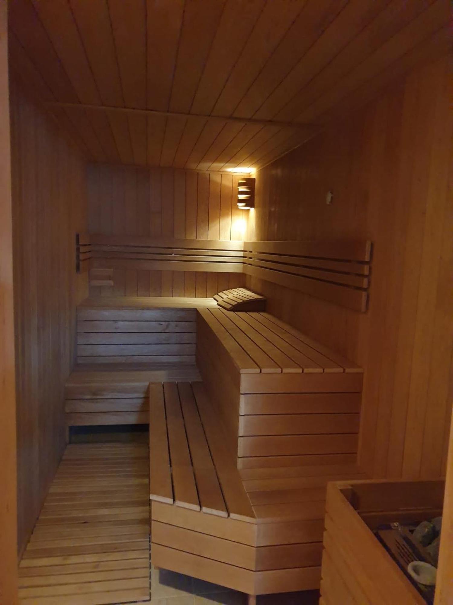 Apartmany In Veritas Mikulov Bagian luar foto